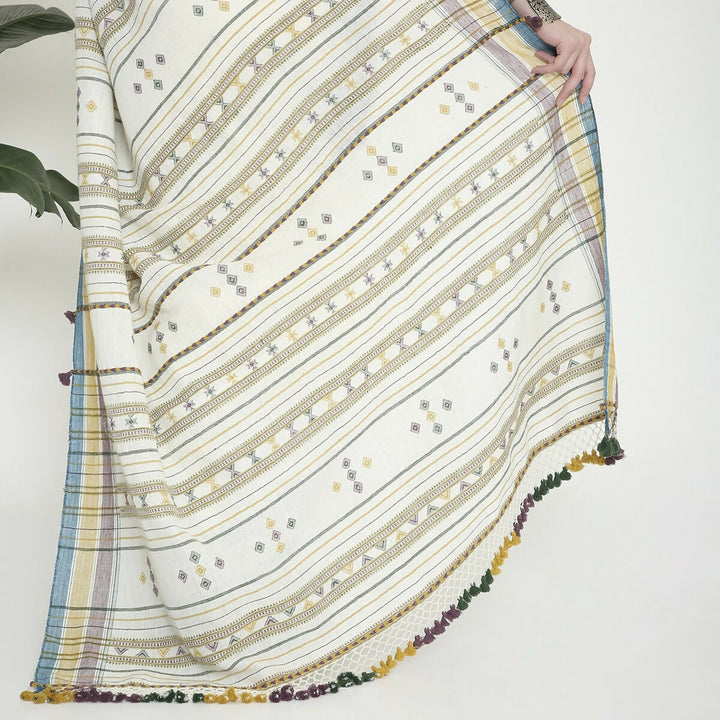 Seashell White Bhujodi Cotton Saree | SHOBITAM