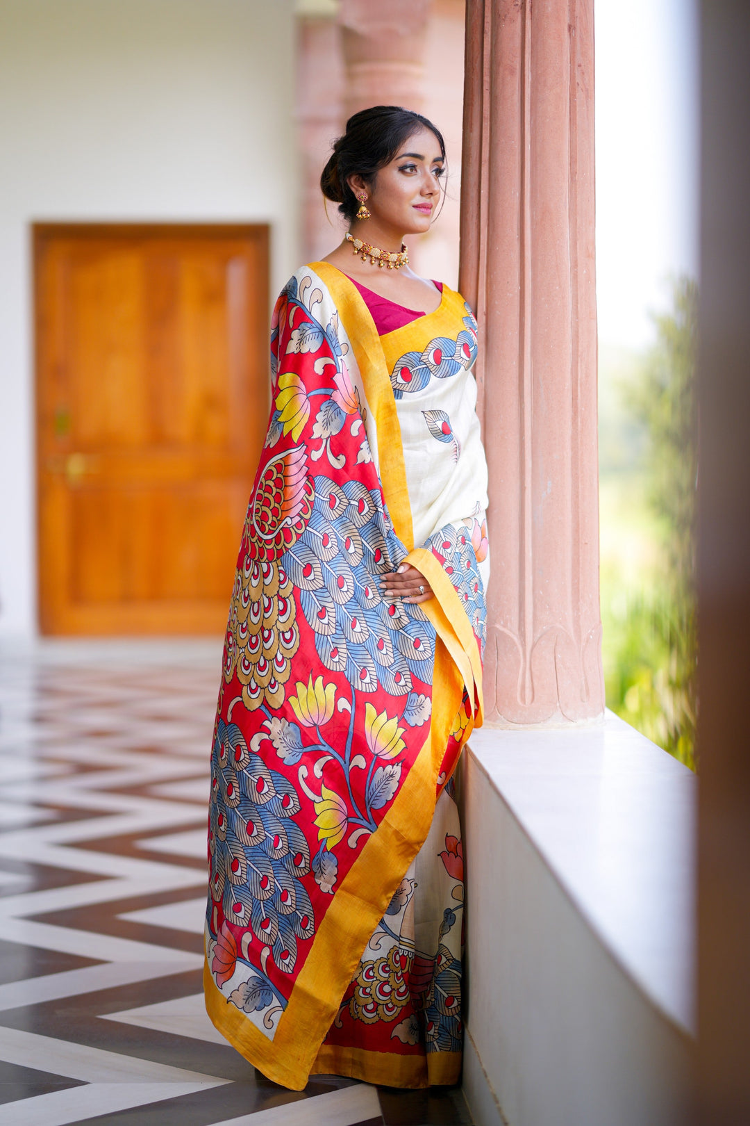 Ivory Pure Handloom Silk Saree with Kalamkari Handpainted Peacock Motifs and Contrast Border  | SILK MARK CERTIFIED | SHOBITAM