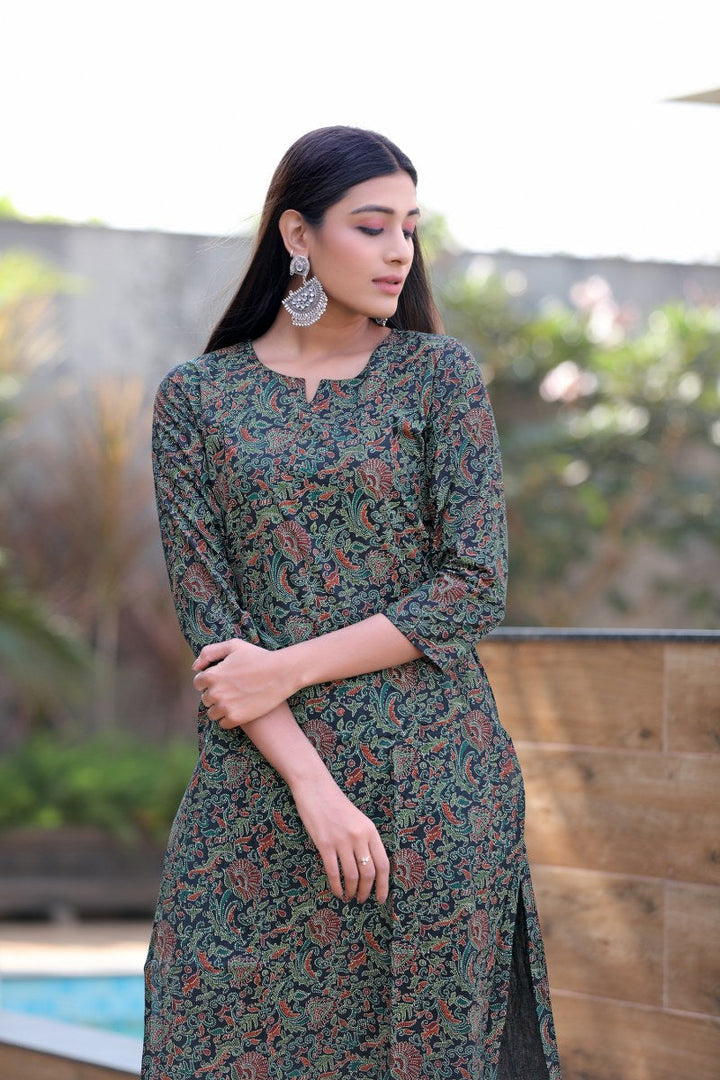 Printed Black Cotton Fabric Kurti | SHOBITAM