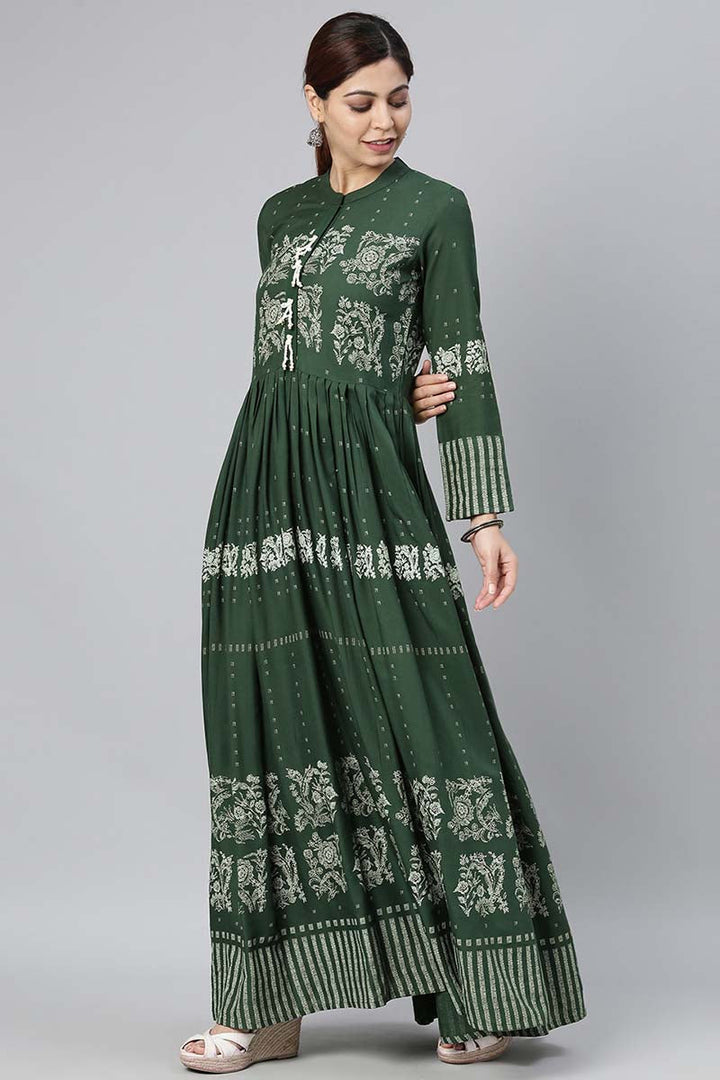 Women Olive Green Floral Printed Kurta | SHOBITAM