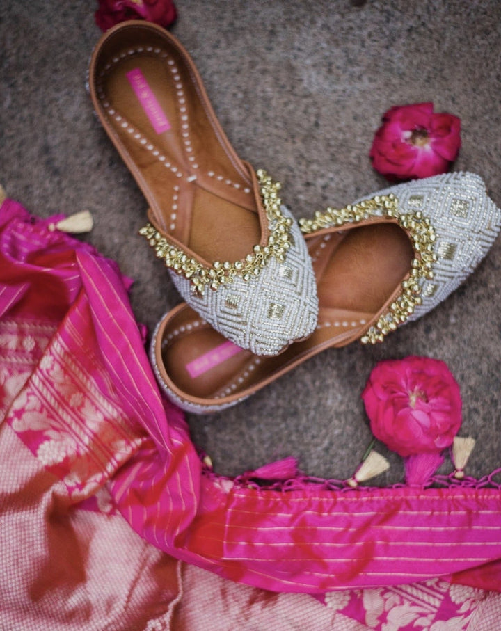 FIRST LOVE White Geometric Beaded Punjabi Juttis