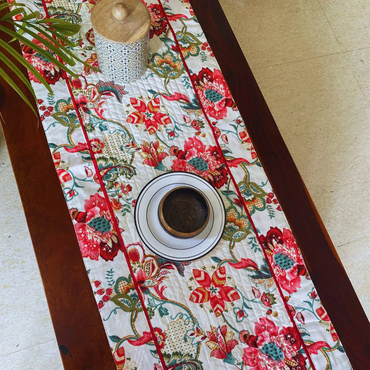 Cranberry Garden Print Table Runner, 100% cotton, 15" x 72