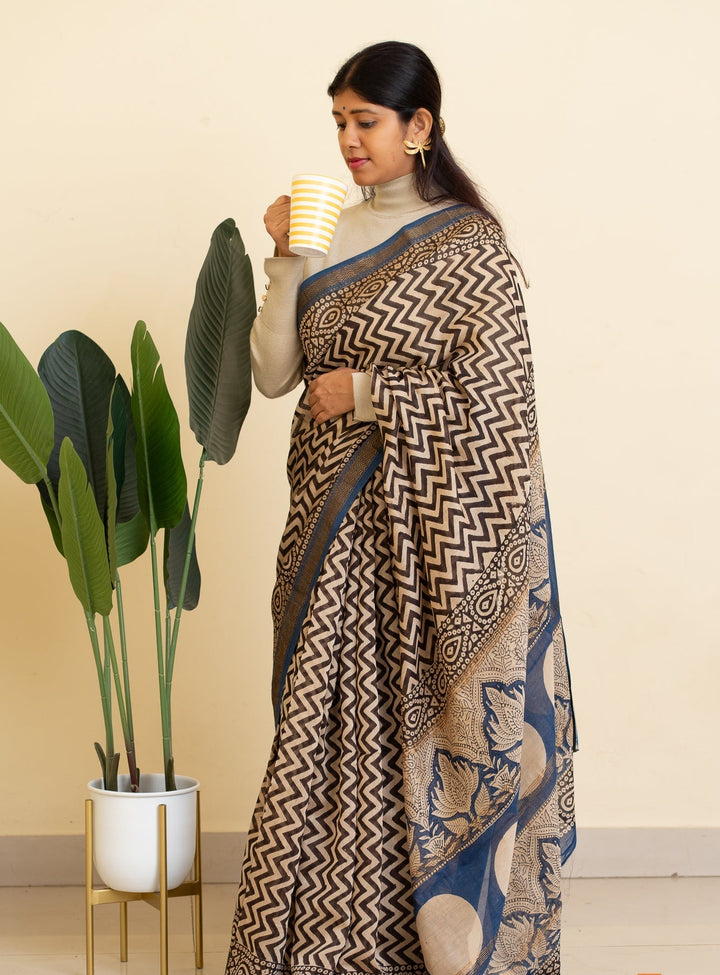 White with Black Bagru Handblock printed Maheshwari Silk Cotton Saree Strategy Queen | SHOBITAM