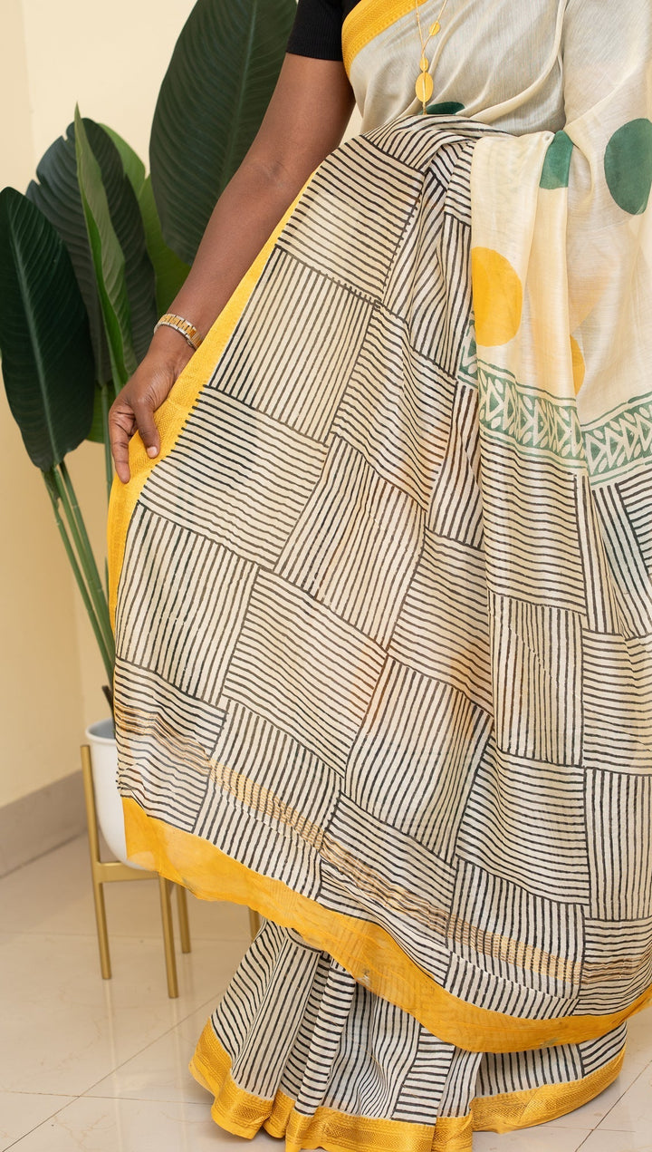 White with Black Maheshwari Bagru Handblock Printed Saree Circle Of Life | SHOBITAM