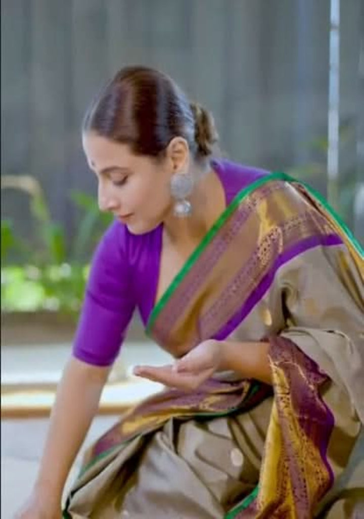 Exquisite Handwoven  Gadwal Pure Silk Saree in Gray and Purple with 11" wide zari Border | SILK MARK CERTIFIED