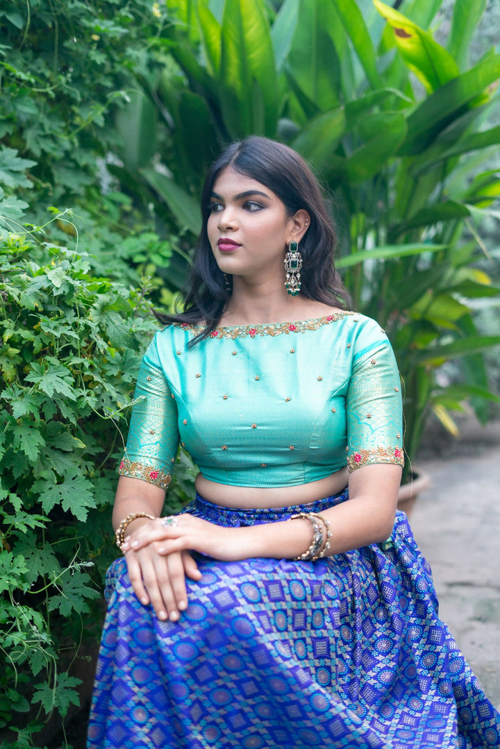 Navy blue jacquard semi Kanchi Lehenga | SHOBITAM